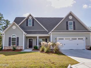83 Chippewa Ln, Rocky Point, NC 28457