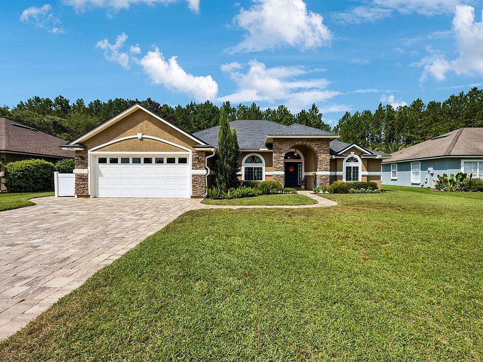 1st image of 32165 Grand Parke Blvd