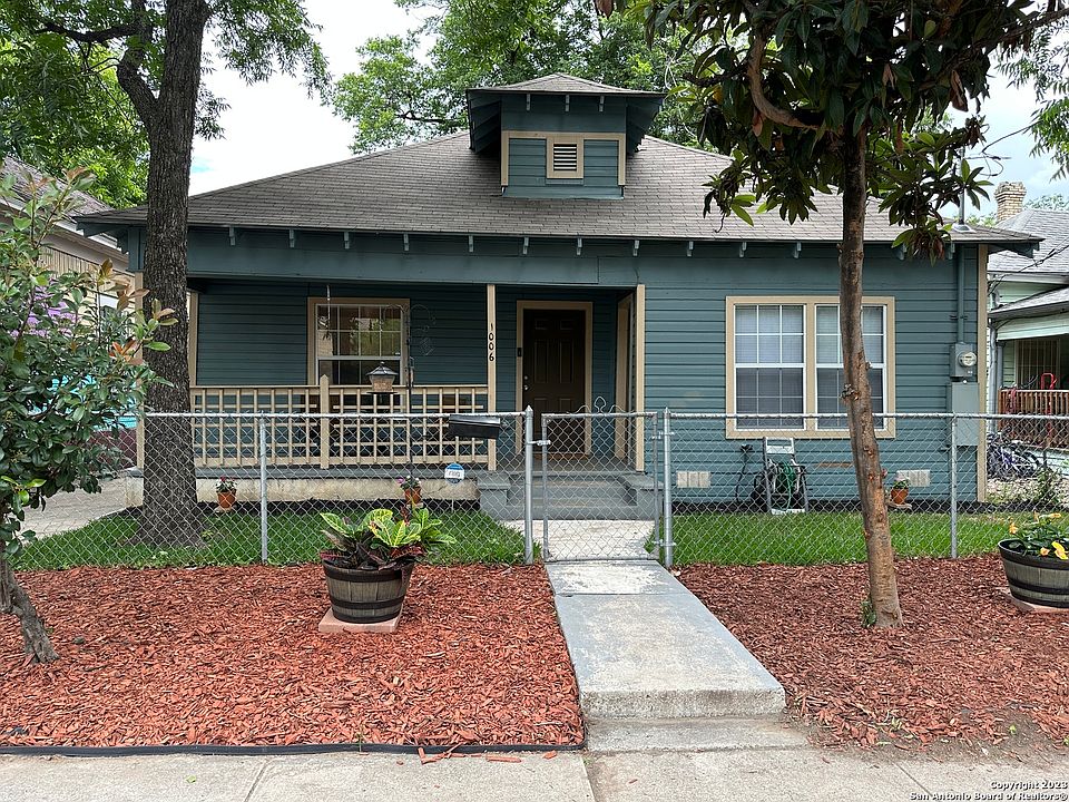1st image of 1006 MENCHACA ST