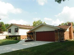 7646 Cloverbrook Park Dr, Dayton, OH 45459