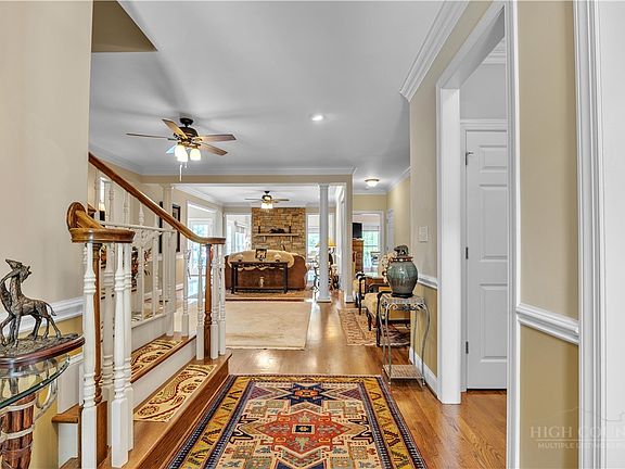 4th image of 118 Bradford Court