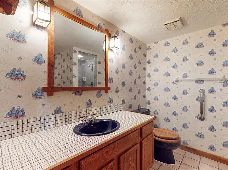 19803 Reading Rd — Photo 39