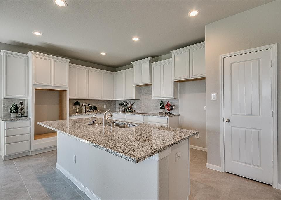 This pictures is from a similar floor plan, The Windcrest.