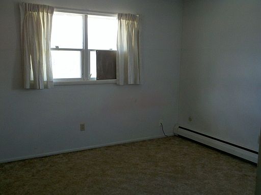 3rd image of 108 E Bickford St APT 5
