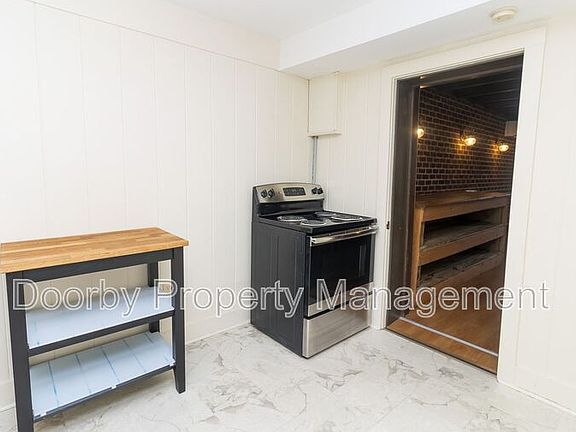 5th image of 715 Mississippi Ave #103