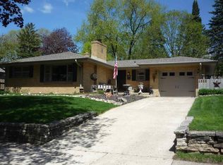 3428 Cross St, Rockford, IL 61108