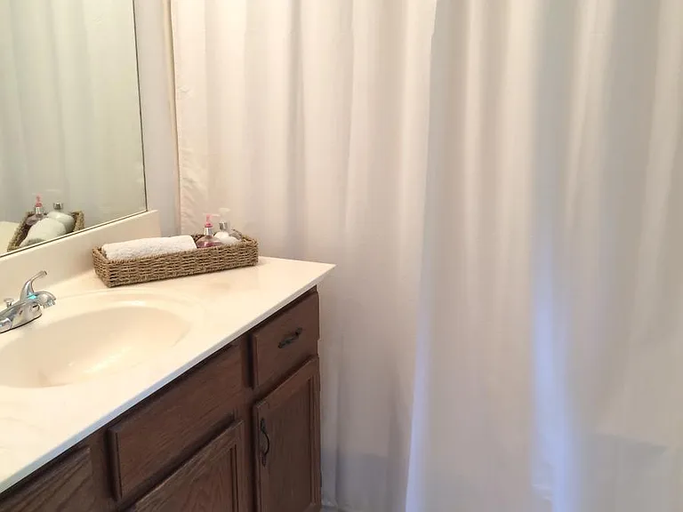 3221 Meadowlark Ln NW — Photo 17