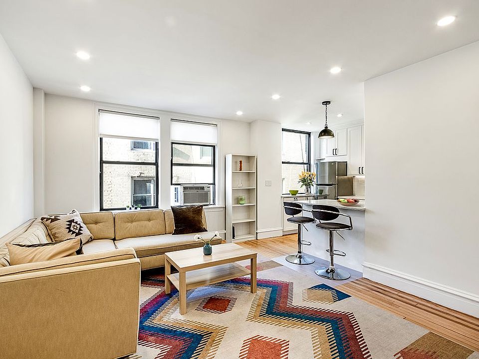 1st image of 136 E 36th St #10DE