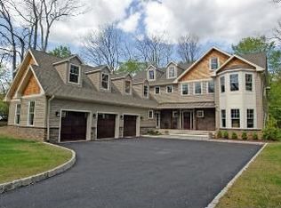 13 Tannery Ln, Roseland, NJ 07068