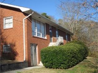 621 Hillcrest St, Clinton, TN 37716