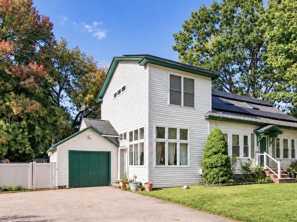 5 Merrimack Street, Hudson, NH 03051