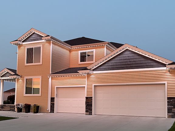 3rd image of 3606 Cordova Loop S