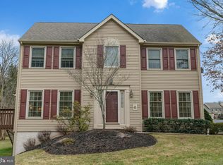 633 Chatham Ct, Chalfont, PA 18914