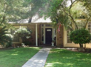 14 Spotted Deer Dr, Spring, TX 77381