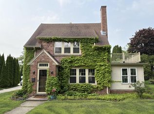 425 Audubon Rd, Kohler, WI 53044