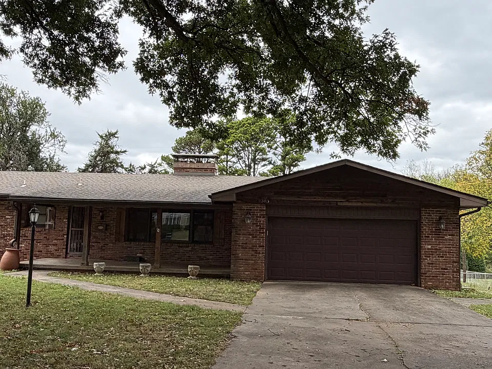 2303 S Cedarbrook Ave