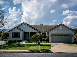 225 Walnut Dr, Broadway, VA 22815