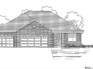 5640 Victory Dr, Columbus, IN 47203