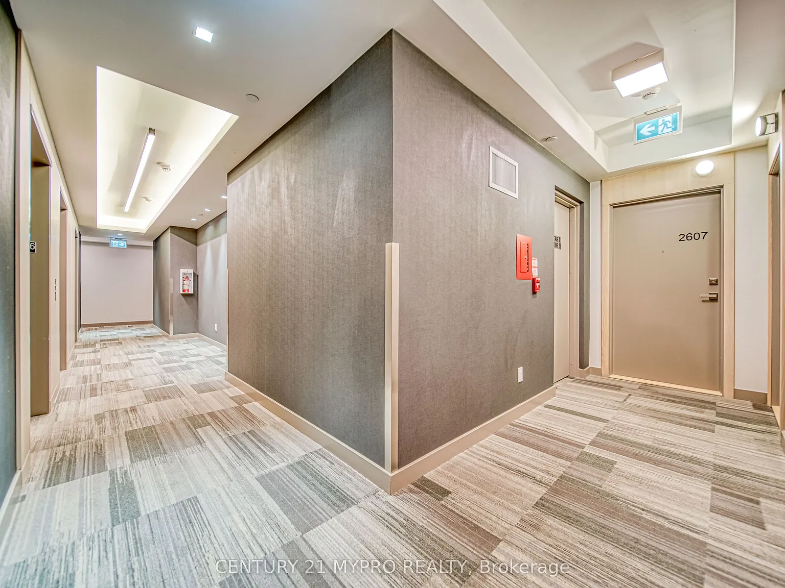 2 bed, $2,000 — Photo 4
