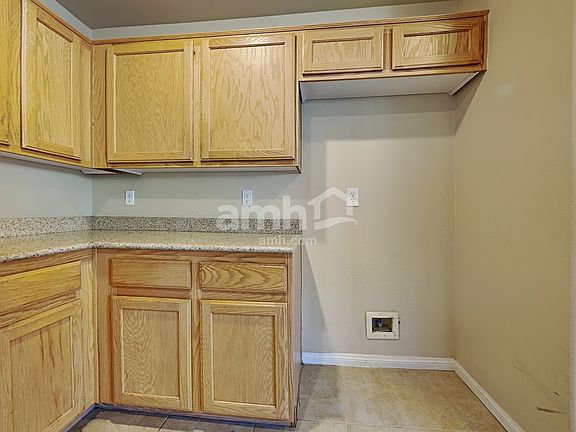 4th image of 10427 Sweet Juliet St