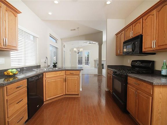 5th image of 2019 Tanner Valley Cir