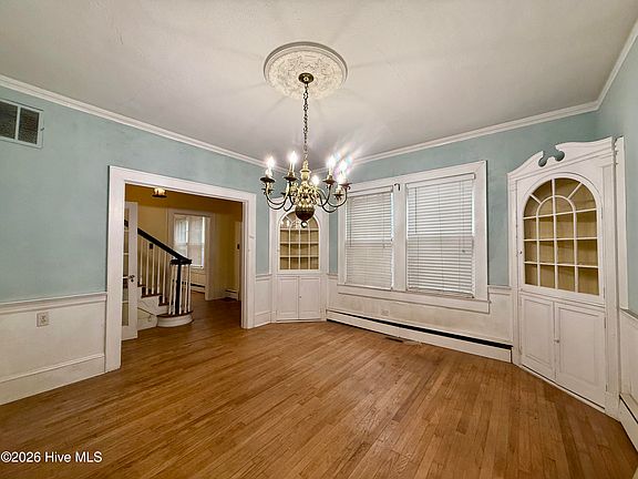 24th image of 318 W Church Street