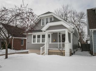 4971 N Diversey Blvd, Whitefish Bay, WI 53217