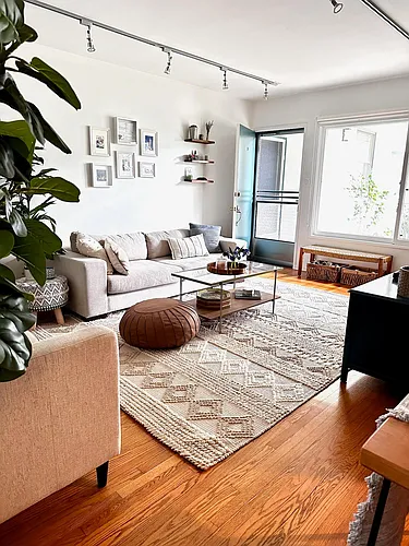 2041 Euclid St #3 Photo 1