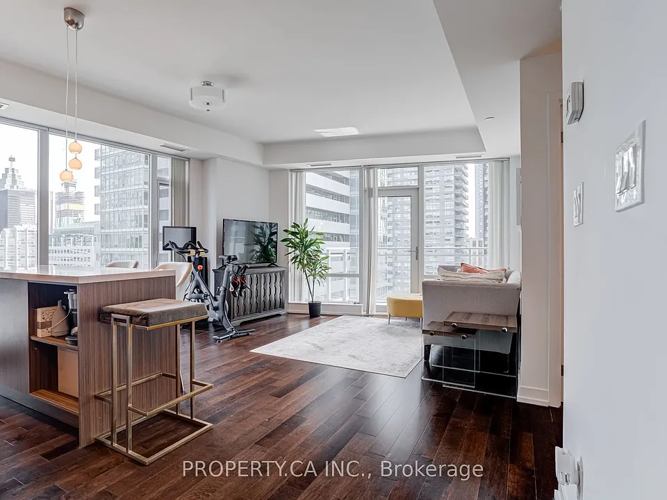 21 Widmer St #1609