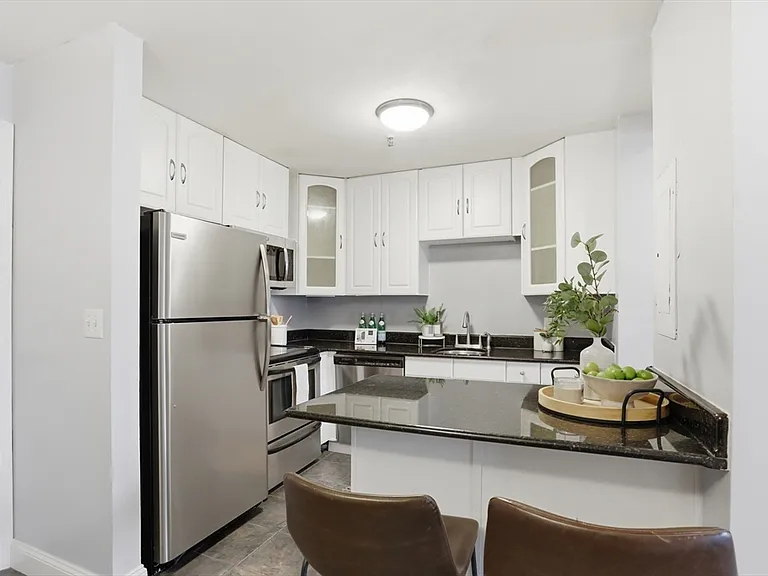 3 Appleton St #504 — Photo 4
