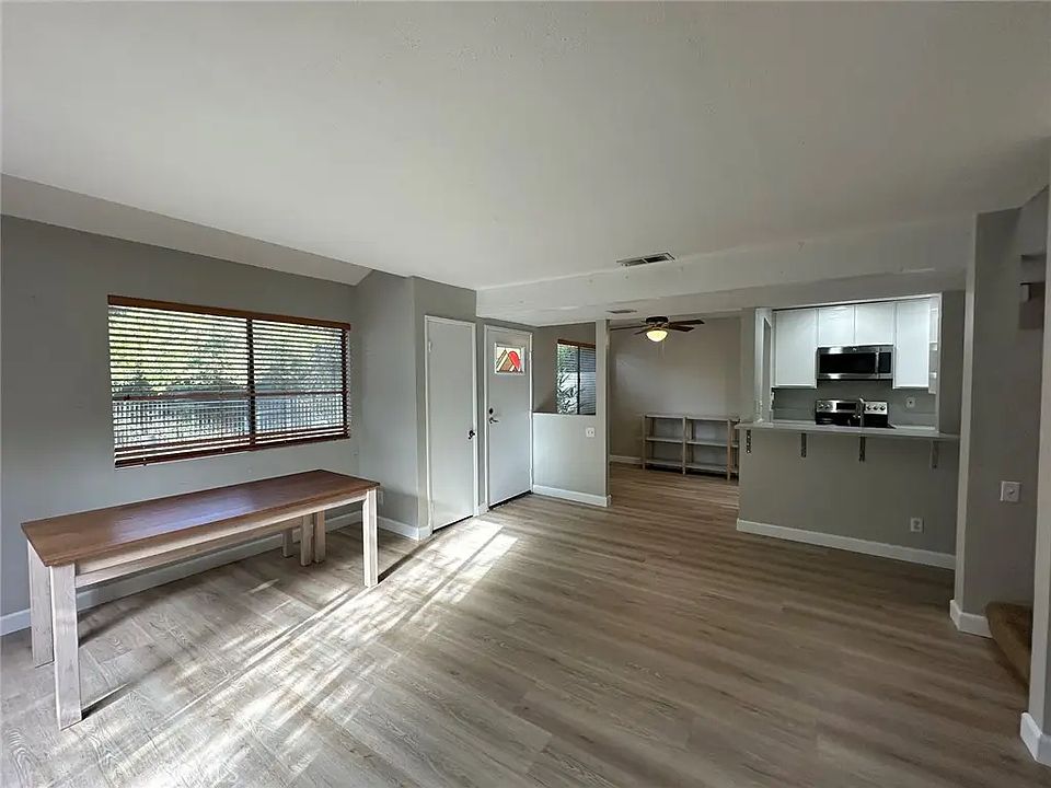 1st image of 13104 Glen Ct Unit 33