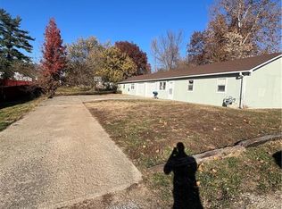 21 SE 130th Rd, Warrensburg, MO 64093