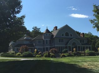 55 S Main St, Topsfield, MA 01983