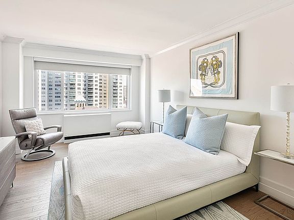 4th image of 400 E 54th St APT 26E