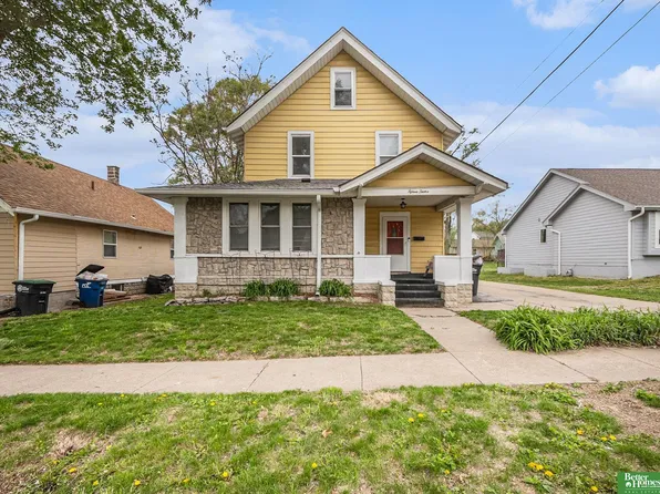 1512 N 31st St, Omaha, NE 68111