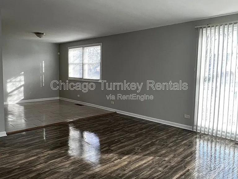 3824 168th Pl — Photo 10
