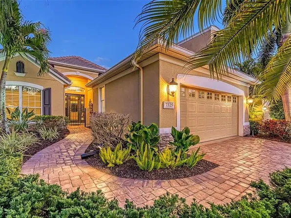 7325 Lake Forest Gln, Lakewood Ranch, FL 34202