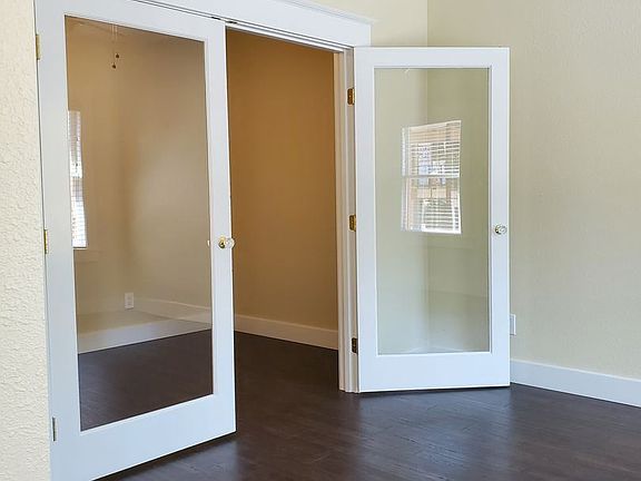 5th image of 810 NE Couch St #4448119