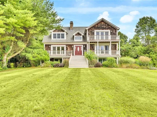 258 Sunnybrook Farm Rd, Narragansett, RI 02882