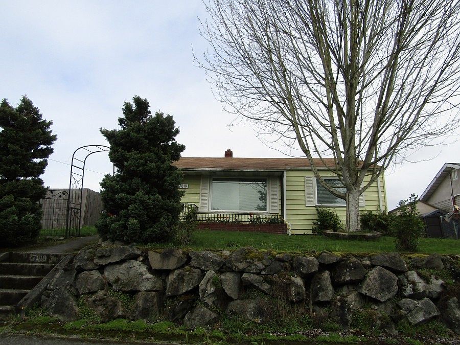 1st image of 7819 Yakima Ave