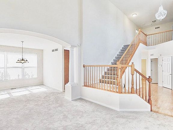 2nd image of 789 Barclay Dr