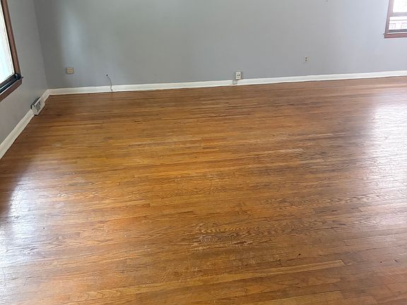 4th image of 3034 N Frederick Ave