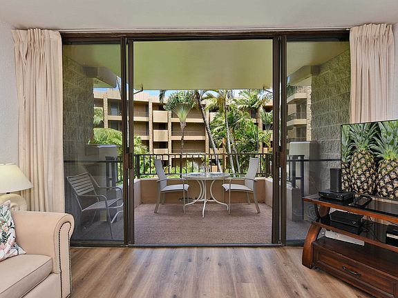 3rd image of 3601 Lower Honoapiilani Rd #316