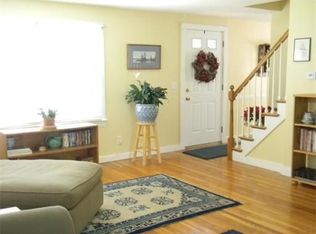 6 Terry St, Nashua, NH 03064