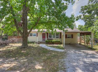 2116 E Kensington St, Joplin, MO 64801