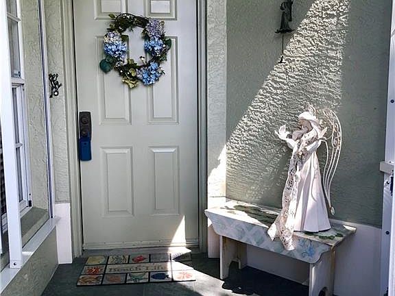 3rd image of 15220 Coral Isle Ct
