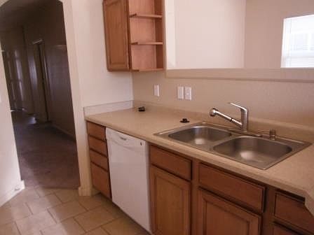 1st image of 2819 Columbine Park Ct