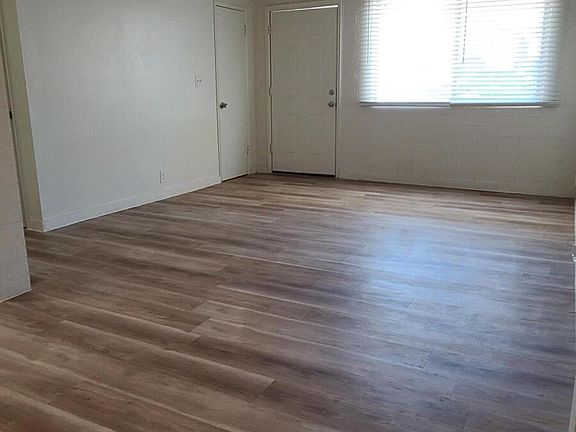 4th image of 1742 E TAMARISK Avenue