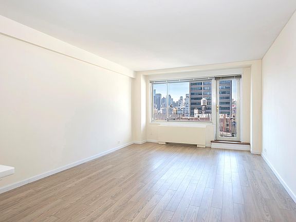 5th image of 1160 3rd Ave #16K