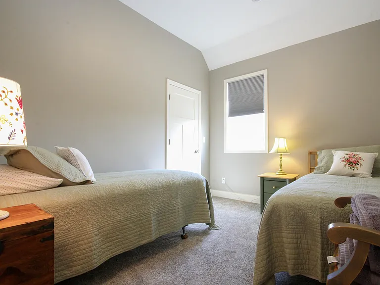 711 Sims Ave #A — Photo 10